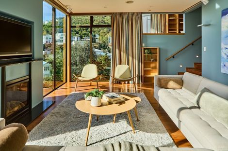 Photo of property in 3 Bayview Terrace, Oriental Bay, Wellington, 6011