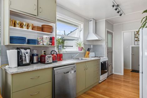 Photo of property in 11 William Benton Street, Featherston, 5710