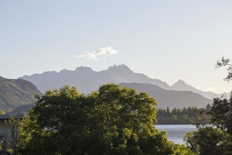 Photo of property in 43 Arrowtn-lke Hayes Road, Lake Hayes, Queenstown, 9371