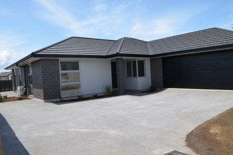 Photo of property in 87 Dunkeld Drive, Papamoa, 3118