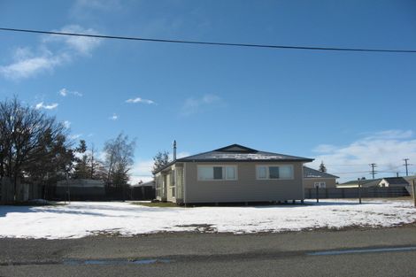 Photo of property in 99 Totara Drive, Twizel, 7901