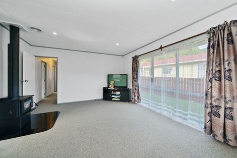 Photo of property in 31 Stockdale Street, Wainuiomata, Lower Hutt, 5014