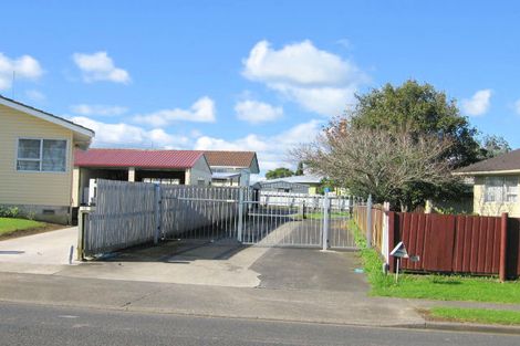 Photo of property in 54 Othello Drive, Clover Park, Auckland, 2023