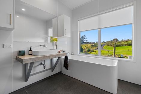 Photo of property in 16 Minden Hill Lane, Minden, Tauranga, 3176