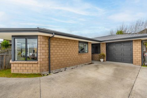 Photo of property in 9 Aqua Way, Paraparaumu, 5032