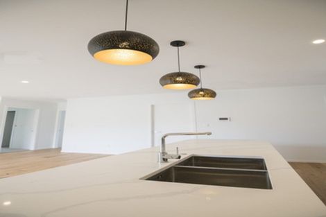 Photo of property in 42 Taikura Avenue, Red Beach, 0932