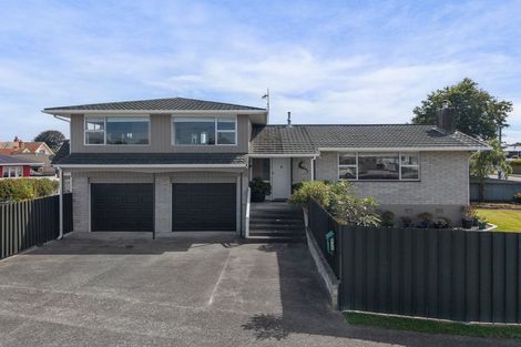 Photo of property in 635 Queen Street East, Levin, 5510