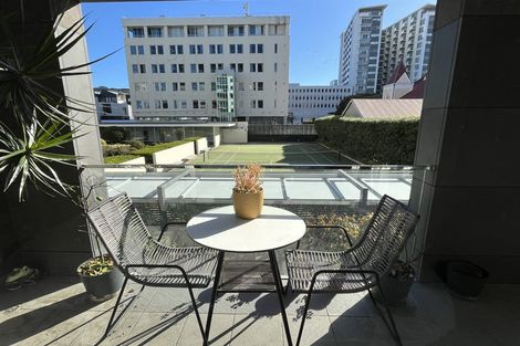 Photo of property in Sanctum Apartments, 15/10a Ebor Street, Te Aro, Wellington, 6011