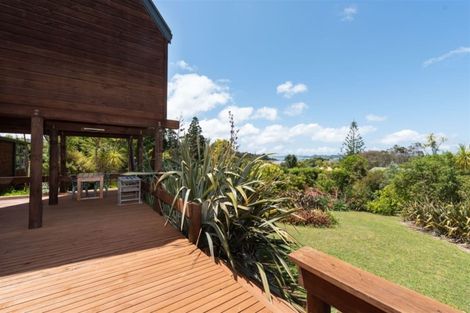 Photo of property in 15 Rangitane Loop Road, Kerikeri, 0294
