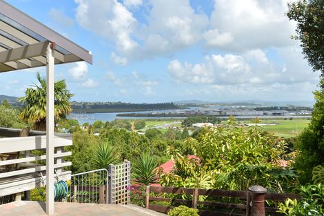 Photo of property in 33a Memorial Drive, Parahaki, Whangarei, 0112
