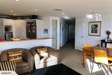 Photo of property in 5 Kent Terrace, Mount Victoria, Wellington, 6011