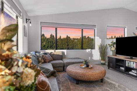 Photo of property in 16 Mearns Way, Ohauiti, Tauranga, 3112