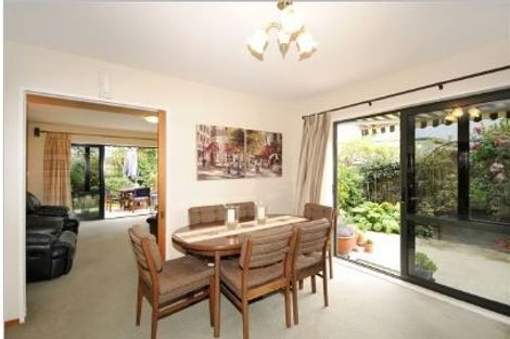 Photo of property in 2 Yarrum Lane, Avonhead, Christchurch, 8042