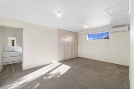 Photo of property in 42 Fovant Street, Russley, Christchurch, 8042