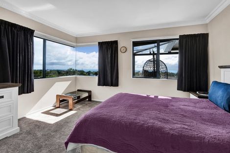 Photo of property in 20 Kellyville Heights, Merrilands, New Plymouth, 4312