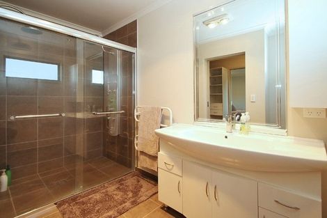 Photo of property in 14 Brompton Close, Richmond Heights, Taupo, 3330