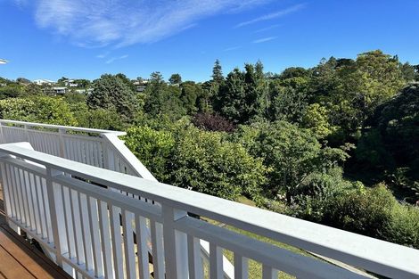 Photo of property in 14 Enfield Road, Hospital Hill, Napier, 4110