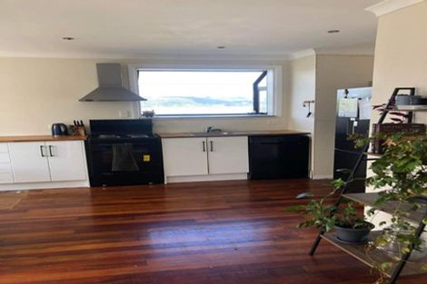 Photo of property in 25 Hiwi Crescent, Titahi Bay, Porirua, 5022