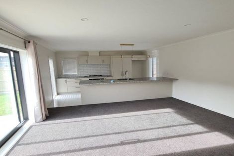 Photo of property in 28 Manor Park Road, Manor Park, Lower Hutt, 5019