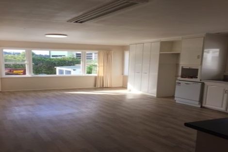 Photo of property in 17 School Road, Riverhead, 0820