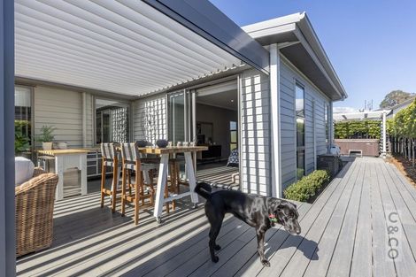 Photo of property in 11 Parlane Drive, Huapai, Kumeu, 0810