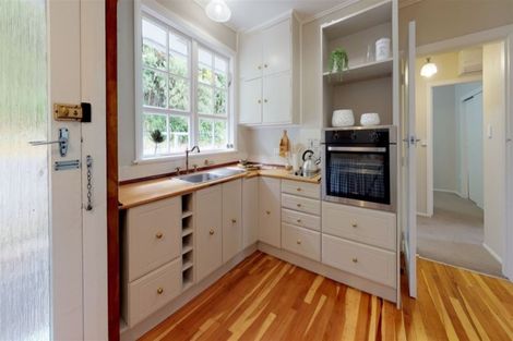 Photo of property in Regency Flats, 6/29-45 Miramar North Road, Miramar, Wellington, 6022