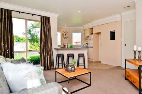 Photo of property in 18 Halcione Close, Flagstaff, Hamilton, 3210