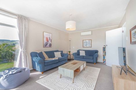 Photo of property in 1a Woodstock Terrace, Tawa, Wellington, 5028