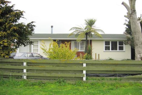 Photo of property in 648 Queen Street East, Levin, 5510
