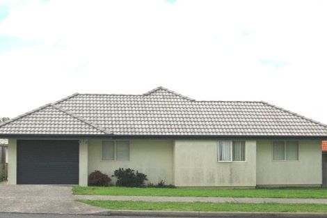 Photo of property in 182 Bruce Mclaren Road, Henderson, Auckland, 0612