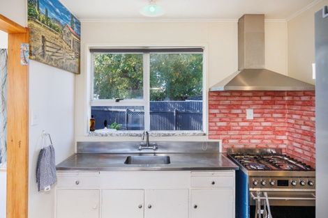 Photo of property in 48 Somerset Crescent, Highbury, Palmerston North, 4412