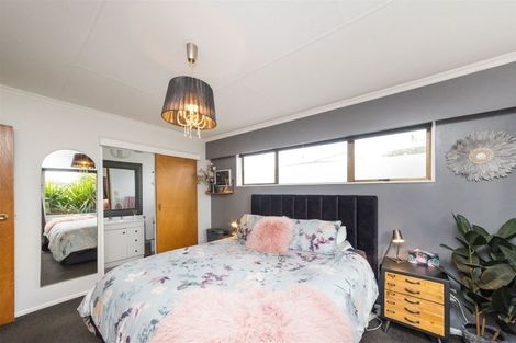 Photo of property in 6 Wedgwood Grove, Highbury, Palmerston North, 4412