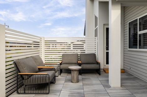 Photo of property in 11 Aoraki Road, Poraiti, Napier, 4112