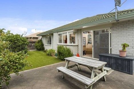 Photo of property in 17 Reef Avenue, Papamoa Beach, Papamoa, 3118