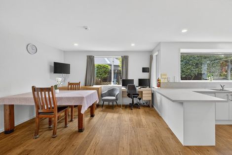 Photo of property in 246 Withells Road, Avonhead, Christchurch, 8042