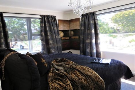 Photo of property in 57 Lyndhurst Street, Westport, 7825