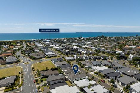 Photo of property in 28 Te Aranga Drive, Papamoa Beach, Papamoa, 3118