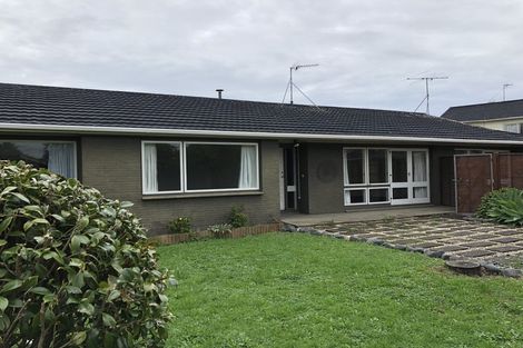 Photo of property in 43 Meadway, Sunnyhills, Auckland, 2010