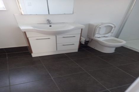 Photo of property in 11 Holden Place, Manukau, Auckland, 2025