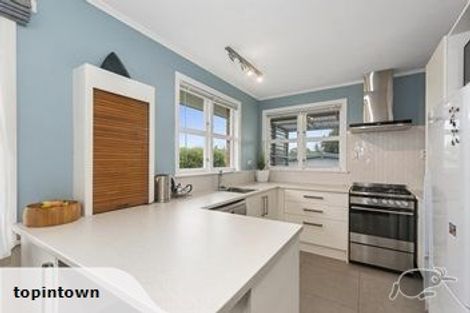 Photo of property in 8 Christie Street, Forest Lake, Hamilton, 3200