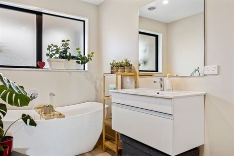 Photo of property in 32 Northside Drive, Waikuku, Rangiora, 7473