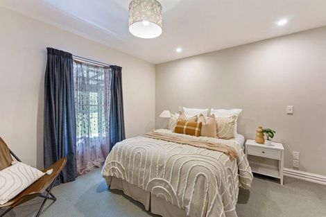 Photo of property in 98 Rahui Road, Otaki, 5512