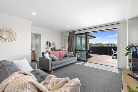 Photo of property in 34 Batty Street, Papamoa Beach, Papamoa, 3118