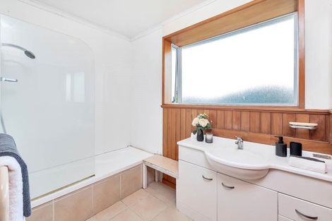 Photo of property in 1/60 Sycamore Drive, Sunnynook, Auckland, 0620