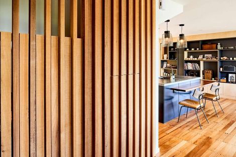 Photo of property in 41 Seaview Road, Paremata, Porirua, 5024