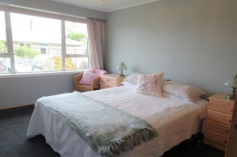 Photo of property in 1 Loris Place, Karoro, Greymouth, 7805