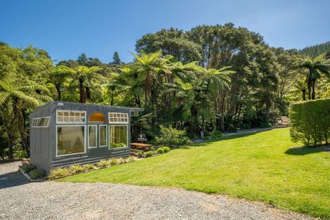 Photo of property in 7110 Kenepuru Road, Raetihi, Picton, 7282