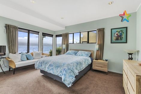 Photo of property in 2/517 Marine Drive, Sunshine Bay, Lower Hutt, 5013