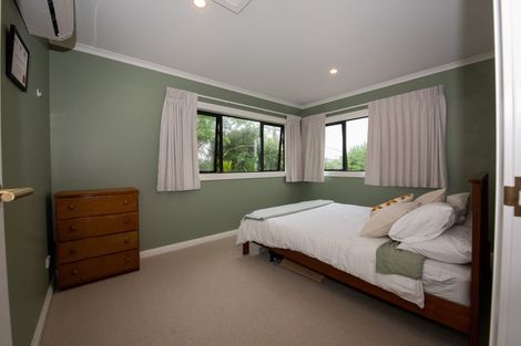 Photo of property in 171a Beach Haven Road, Beach Haven, Auckland, 0626