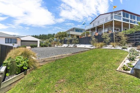 Photo of property in 208 Russell Bruce Place, Onemana, Whangamata, 3691